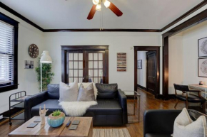 1900's Historic Getaway - Prime Midtown Location!